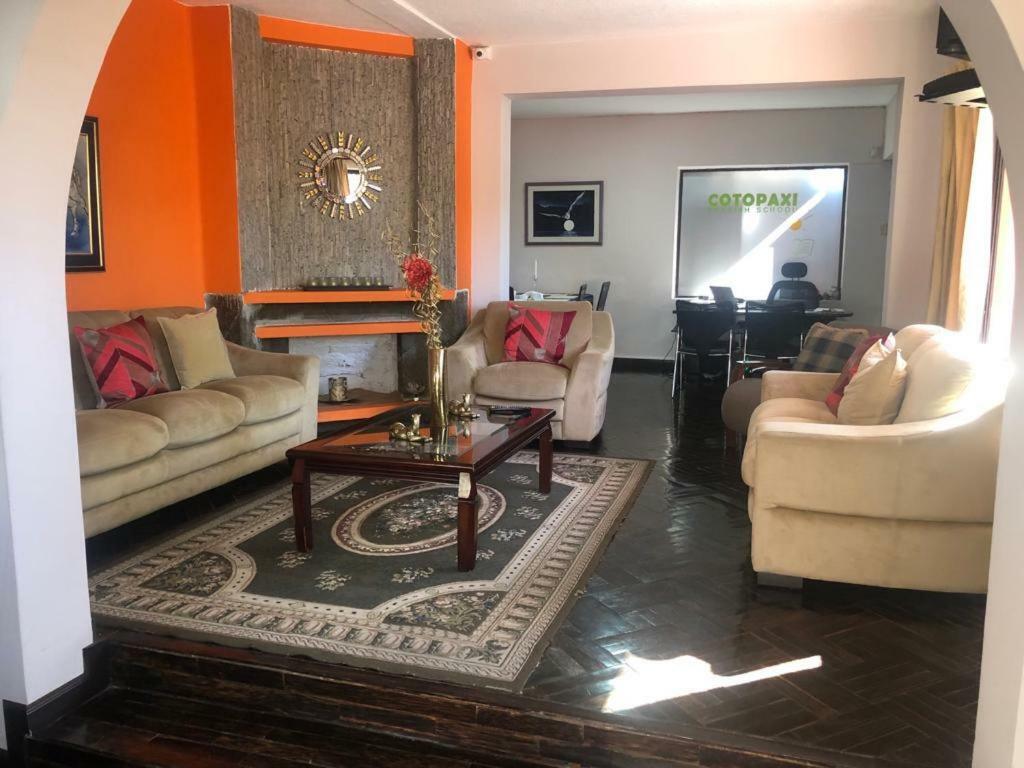 Hostal Tutamanda 2 Quito Dış mekan fotoğraf
